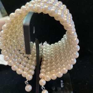 MultiRow Pearl CUFF 10 rows on flexible metal rods. 4 accent pearls